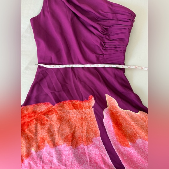 AMUR Atlas One Shoulder Gown in Sangria Flower 6 NWOT - Picture 5 of 13